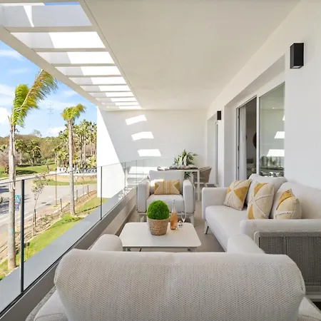 Lejlighed Stylish Lagoon Retreat Estepona